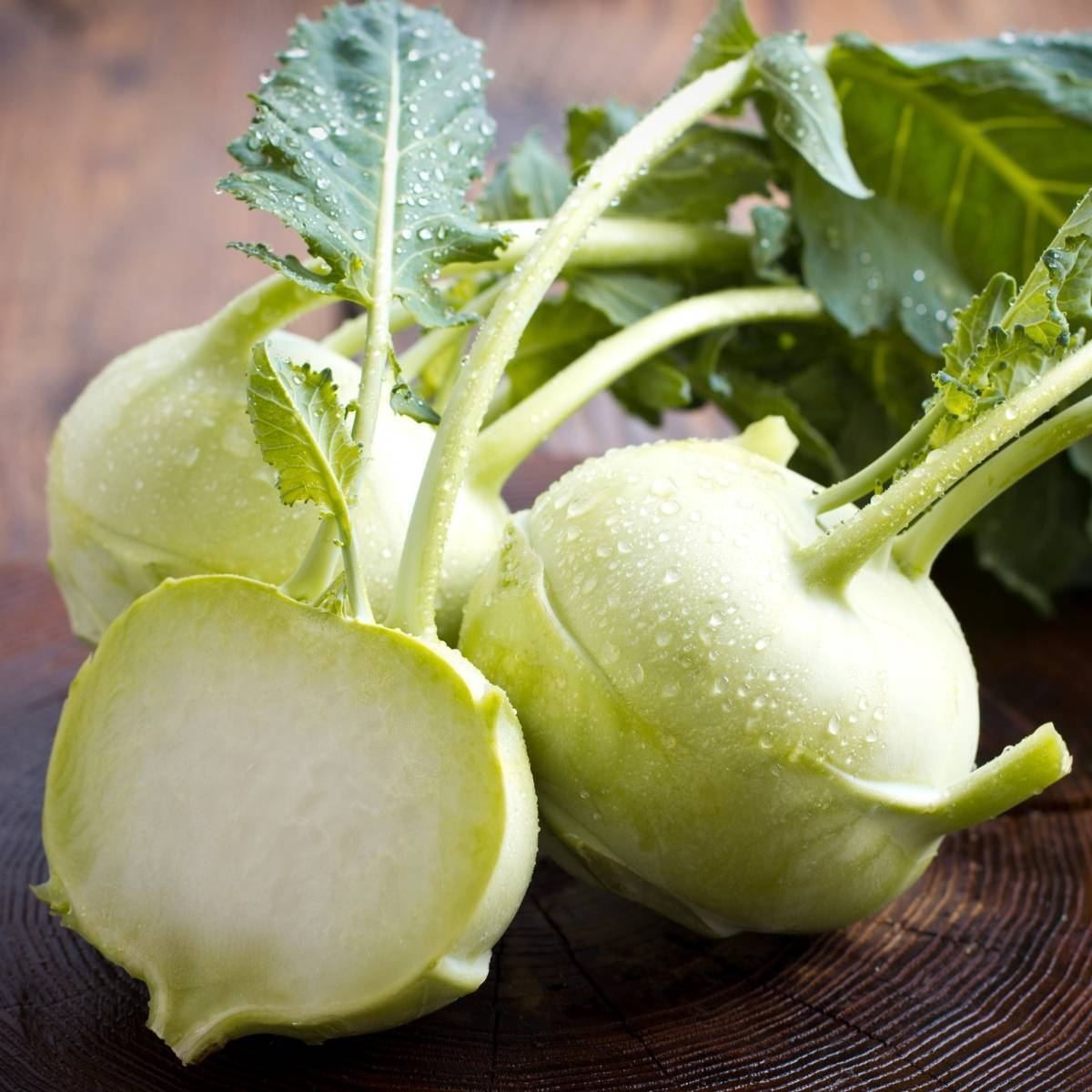 White Vienna Kohlrabi Seeds - 500mg Heirloom, Cold Hardy, High Yield